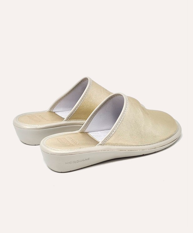 Nordikas ZAPATILLAS DE CASA MUJER METALIC PLATINO