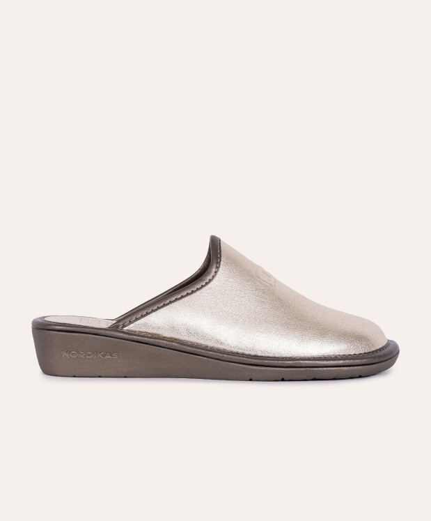 Nordikas ZAPATILLAS DE CASA MUJER METALIC PLATINO