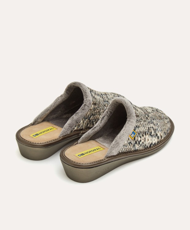 Nordikas ZAPATILLAS DE CASA MUJER PITON ARENA