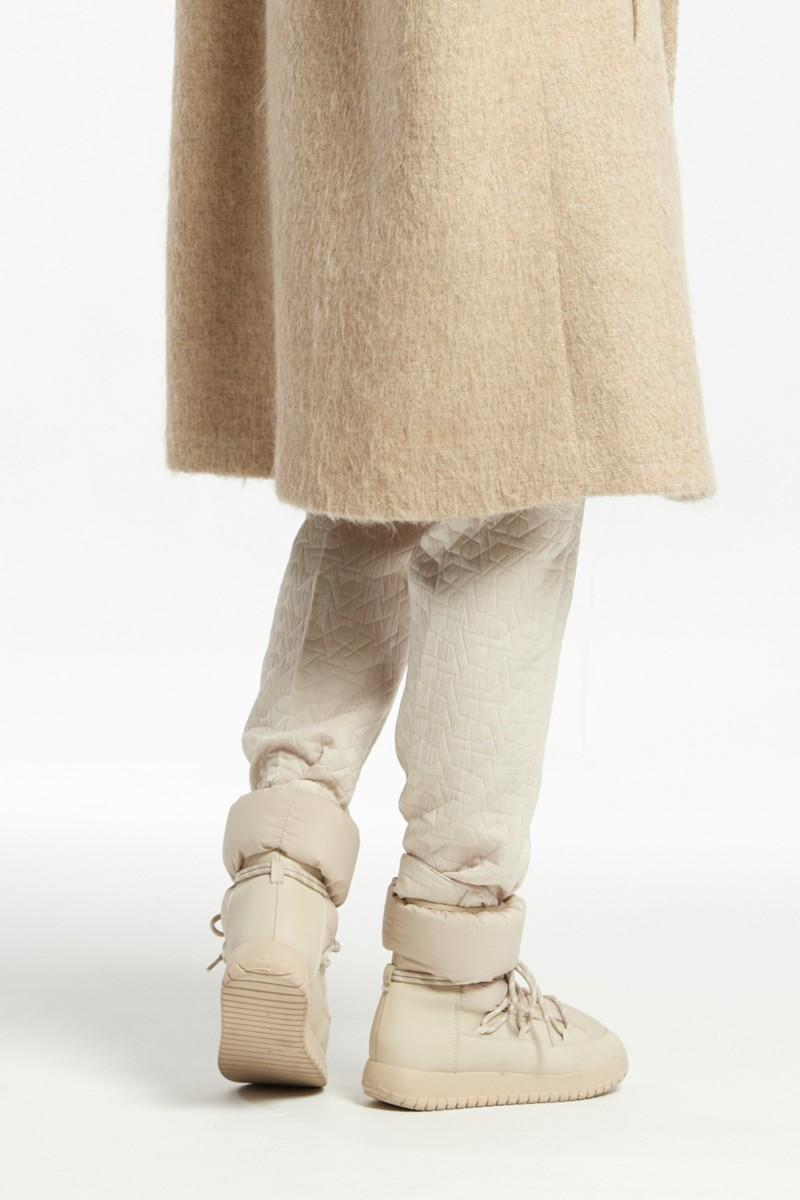 oky coky ABRIGO LEYRE CUELLO SOLAPA CON CAPUCHA LANA MEZCLA PELO CORTO