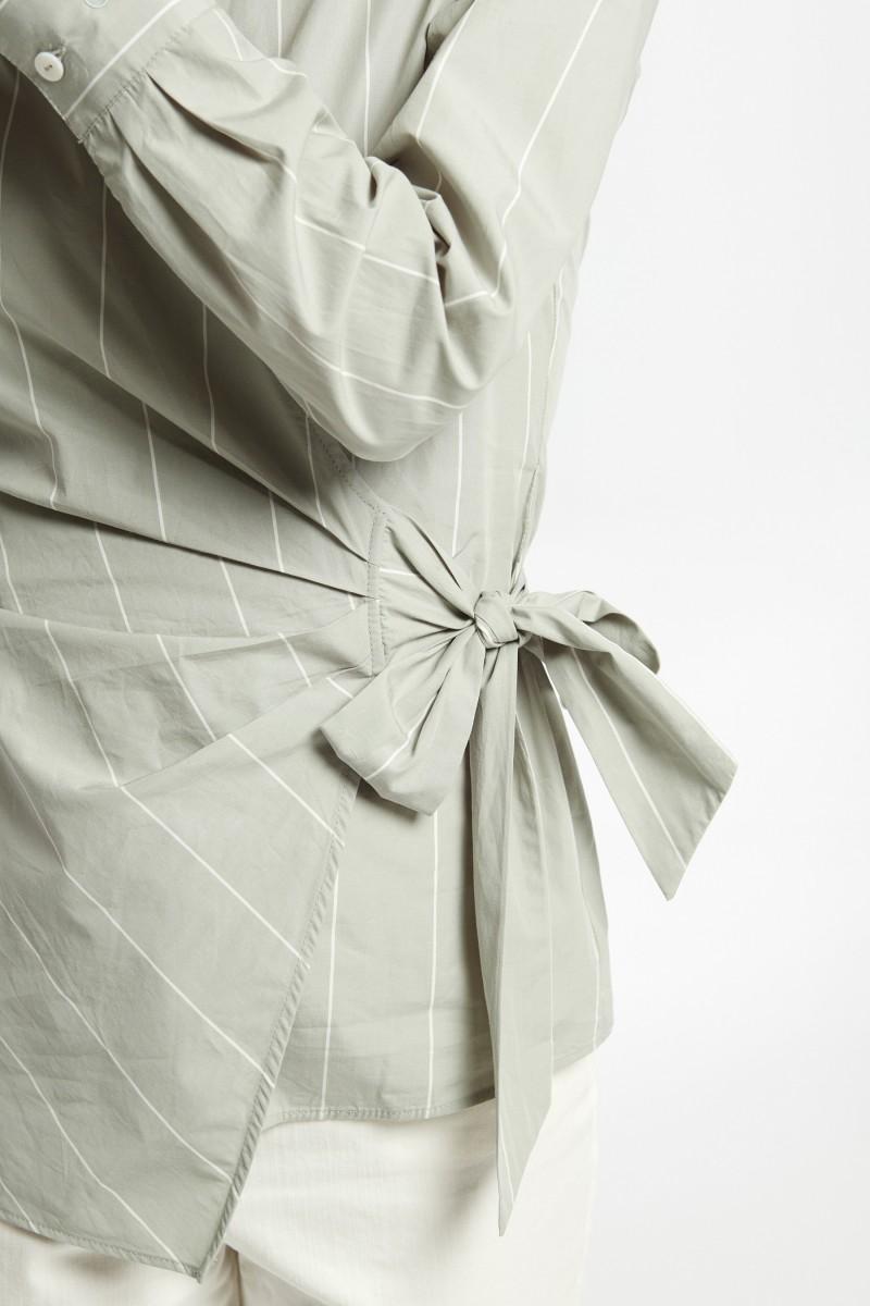 Oky Coky CAMISA CHIAR CRUZADA CHIAR CON LAZO POPELIN RAYA DIPLOMATICA