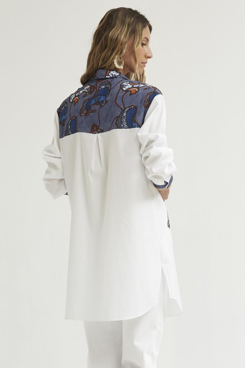 Oky Coky CAMISA LARGA BOLSILLOS CREPÉ MARROCAIN ESTAMPADO LEONES