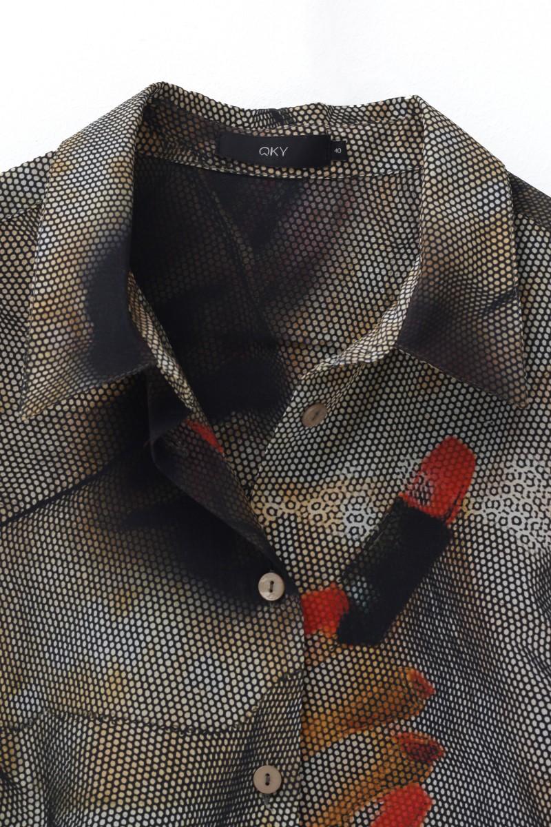 Oky Coky CAMISA BAJO ASIMÉTRICO ESTAMPADO SEDA