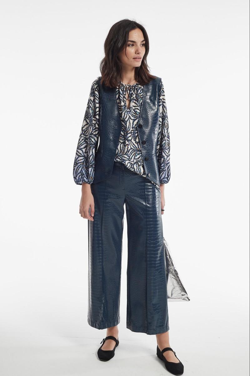 oky coky CHALECO CHOPO EFECTO PIEL RELIEVE