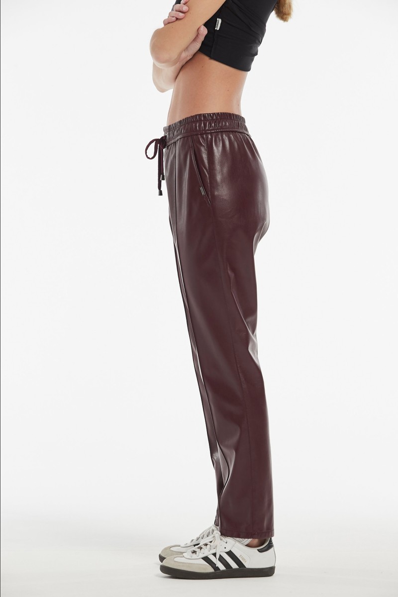 Oky Coky PANTALÓN RAMON EFECTO PIEL COLOR