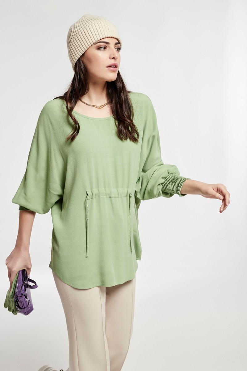 oky coky TOP CON JARETA EN CINTURA CREP VISCOSA