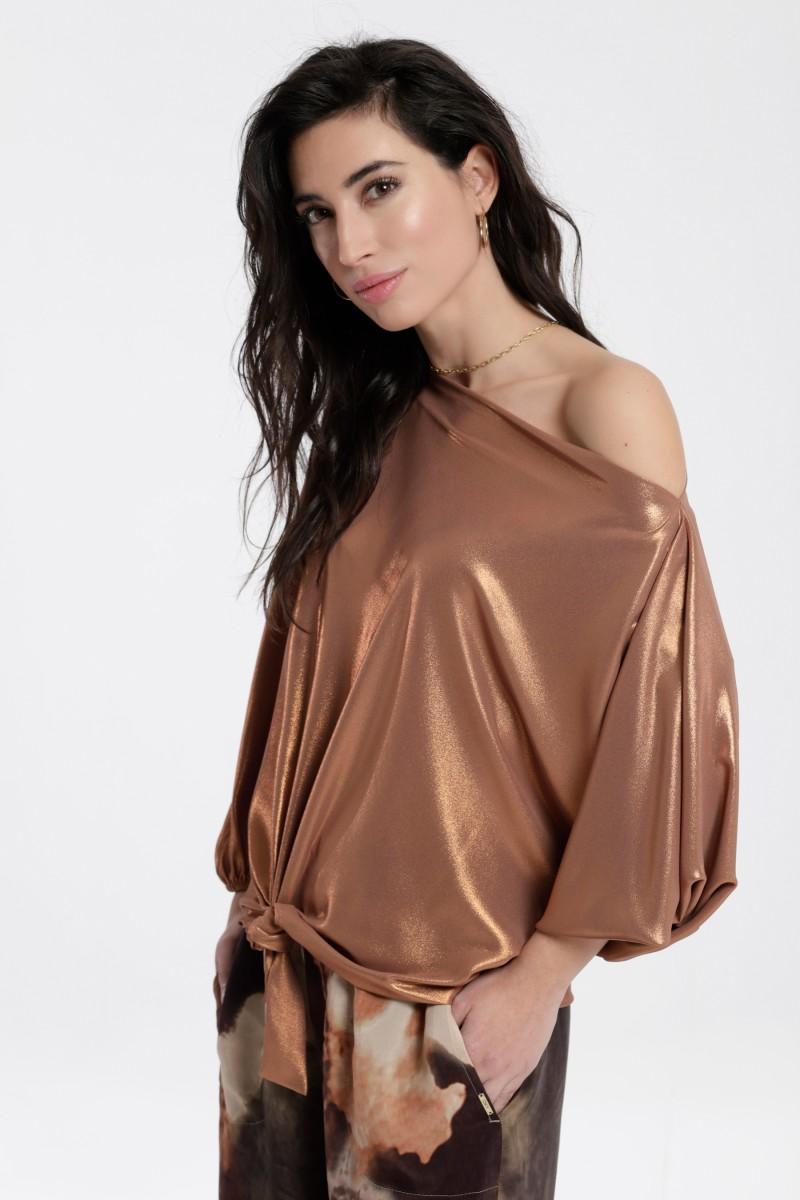 Oky Coky TOP NUDO EN CINTURA GASA BRILLO