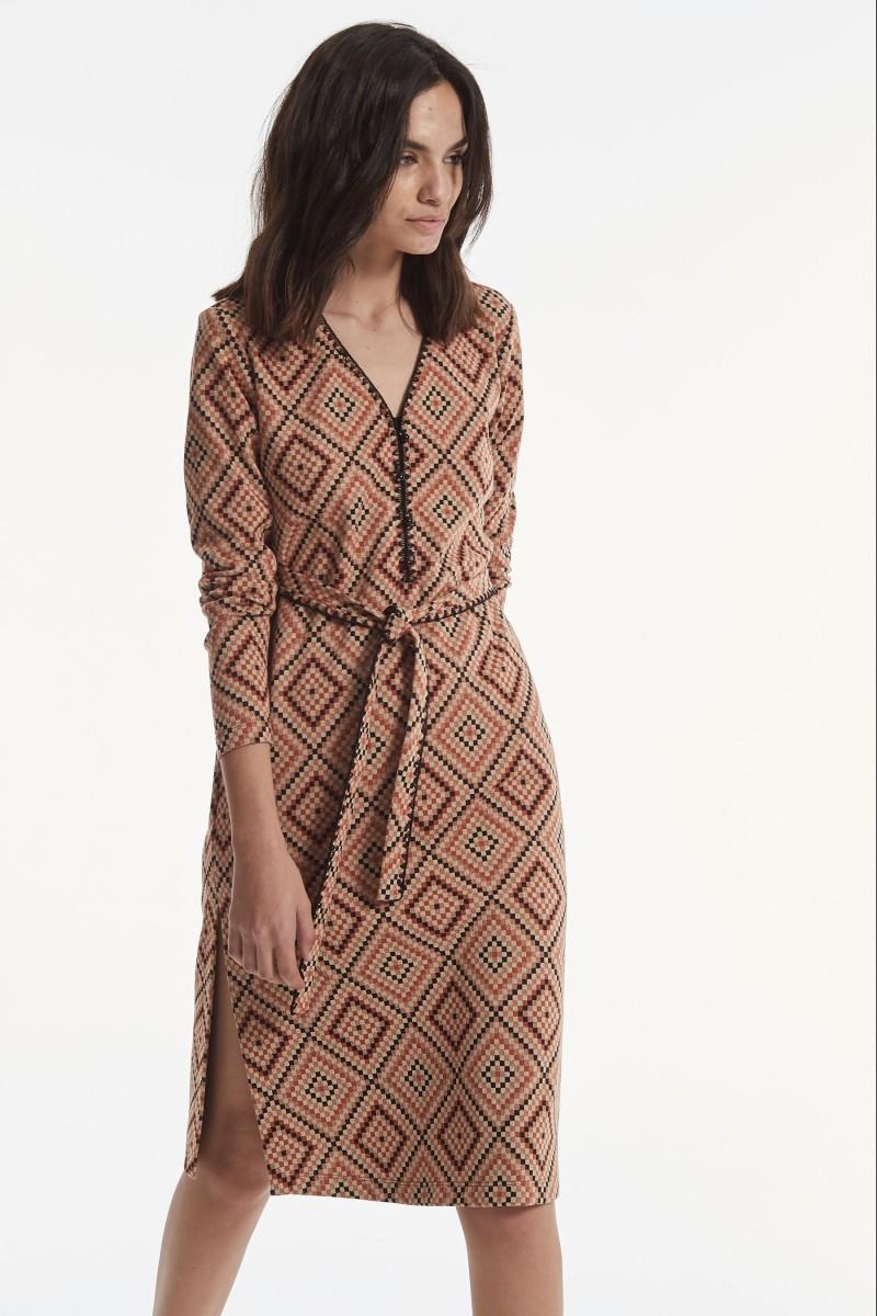 Oky Coky VESTIDO CINTO JACQUARD PUNTO GEOMETRICO
