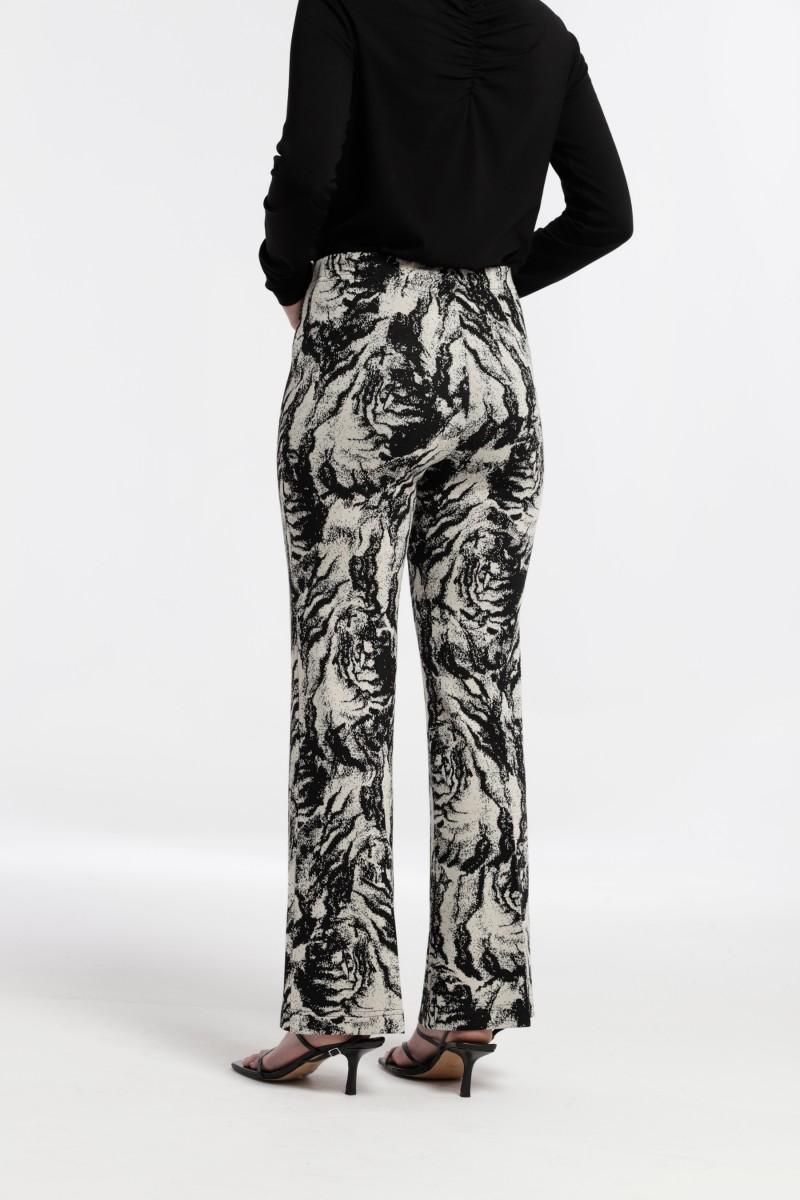 Oky Coky PANTALÓN ACAMPANADO CROPPED HOLLIE PUNTO JACQUARD FLORES