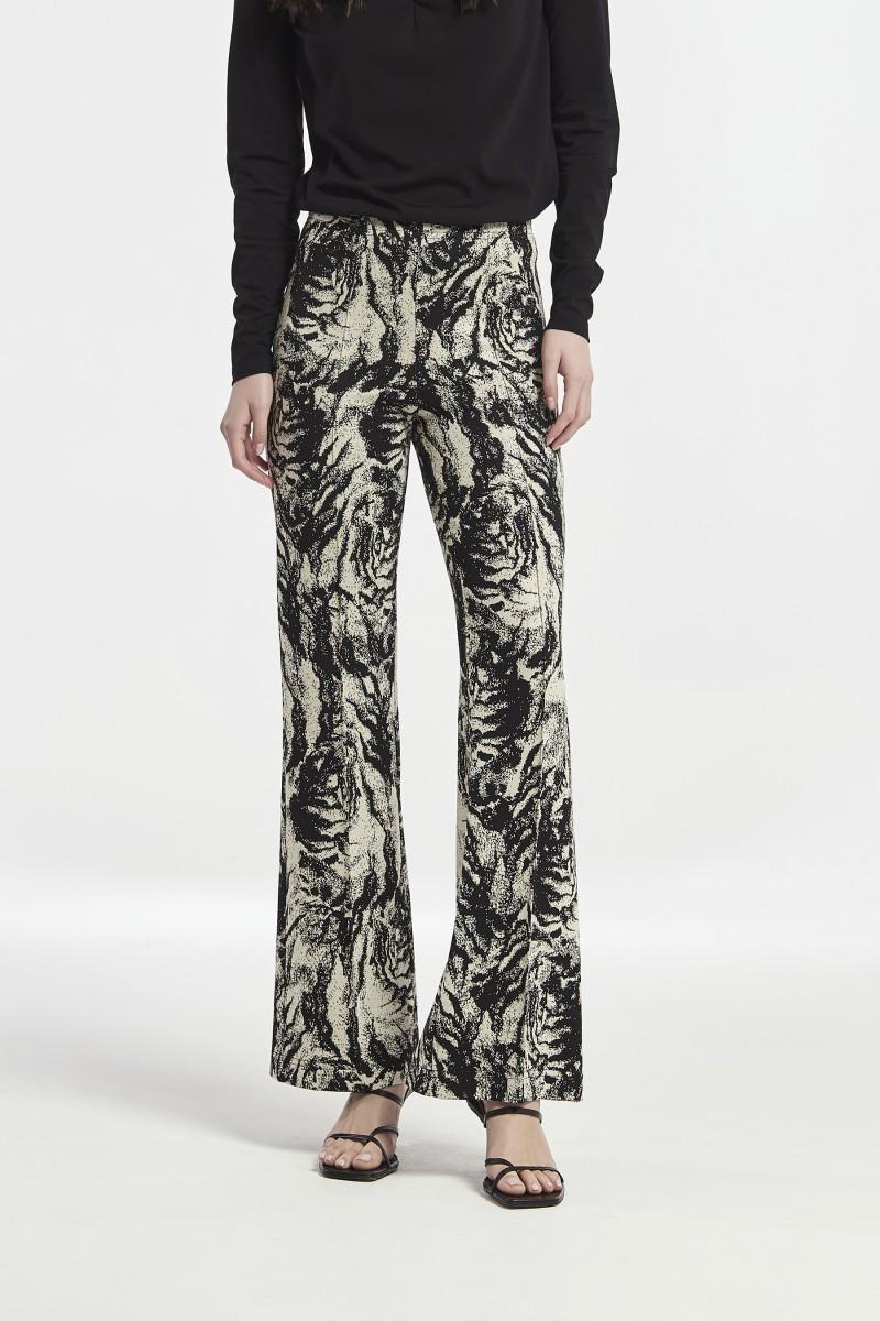 oky coky PANTALÓN ACAMPANADO CROPPED HOLLIE PUNTO JACQUARD FLORES