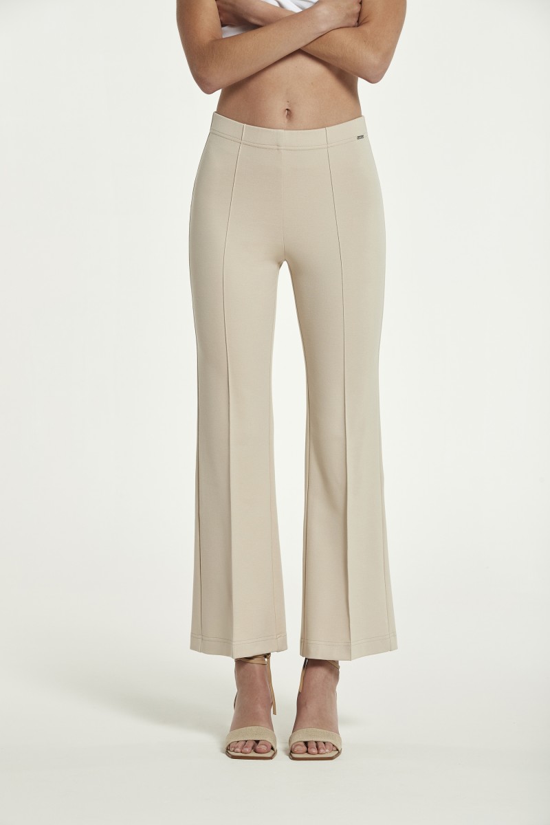 oky coky PANTALÓN ACAMPANADO CROPPED HOLLIE PUNTO ROMA