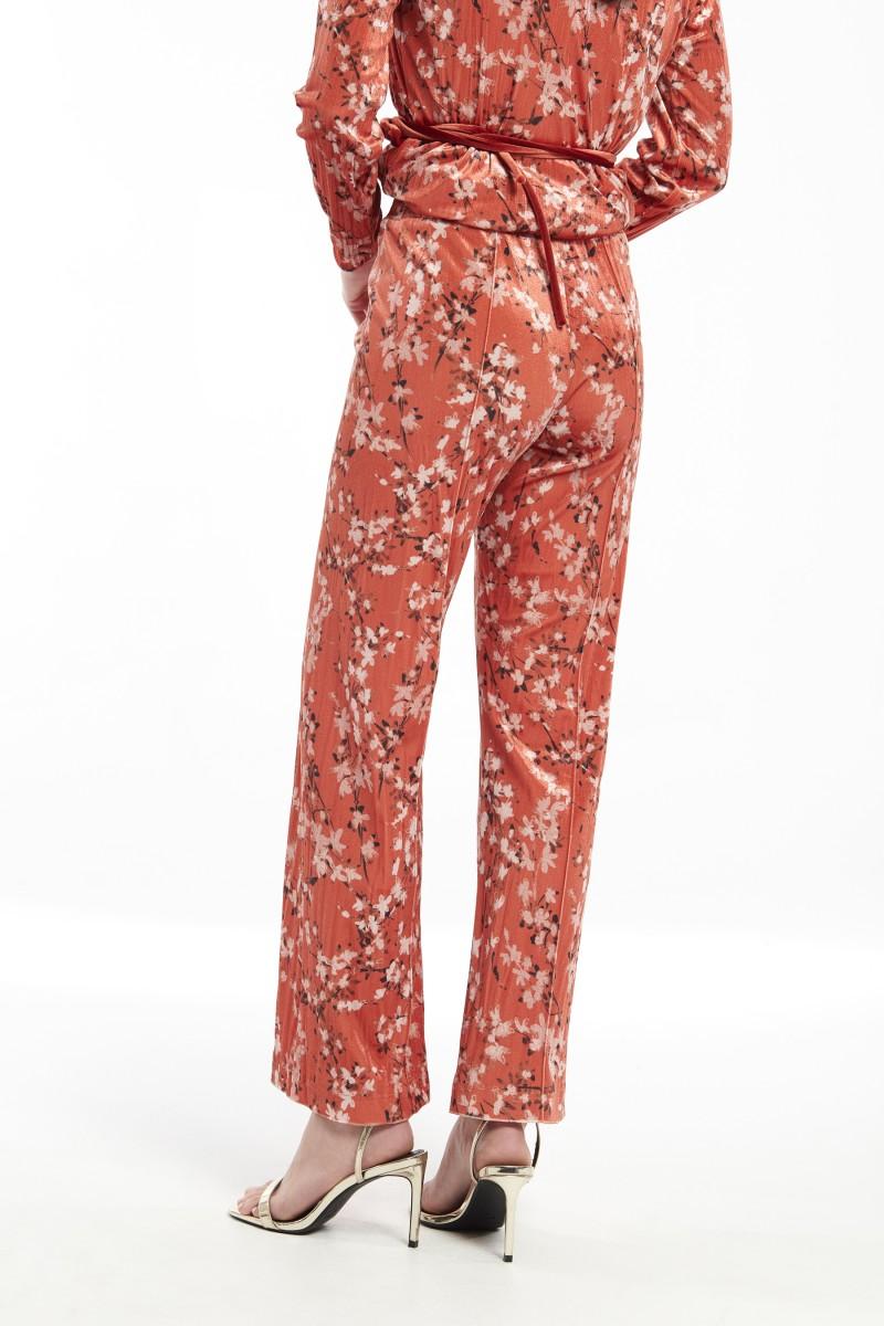 Oky Coky PANTALÓN JOGGER ANCHO MILLON TERCIOPELO ESTAMPADO