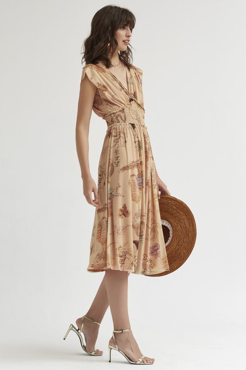 Oky Coky VESTIDO GOMAS EN CINTURA-TUL ESTAMPADO JAPONÉS