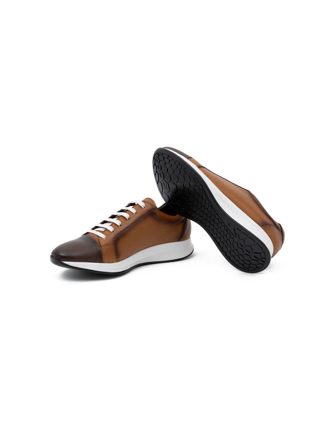 Ortiz & Reed Deportivo De Piel Deslavado Color Cuero LONDOR-CUERO