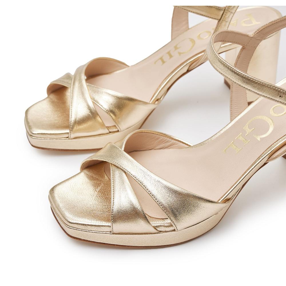 Paco Gil FERNANDA CHAMPAGNE