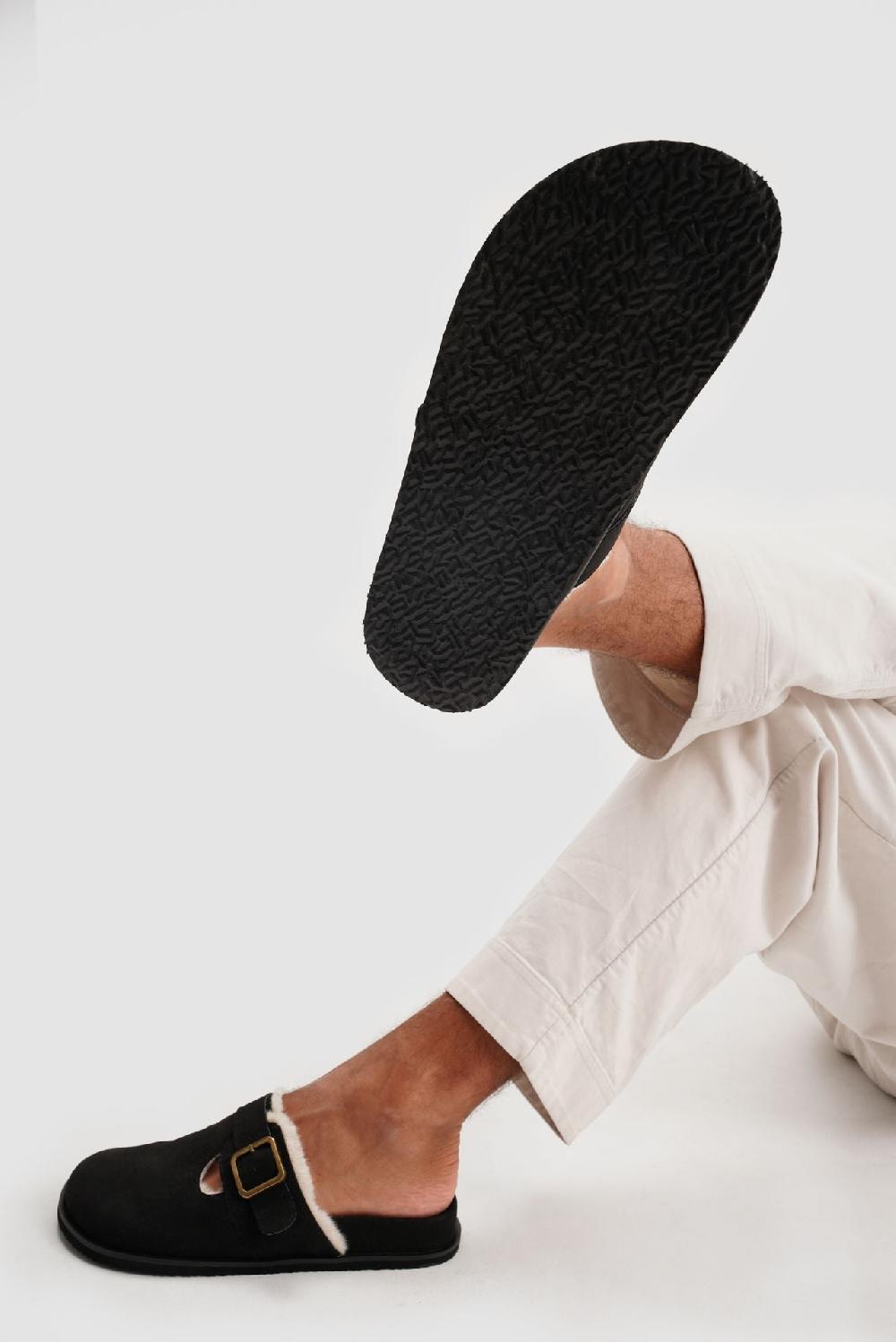 Paez CLOG VEGAN SUEDE TRUFFLED BLACK