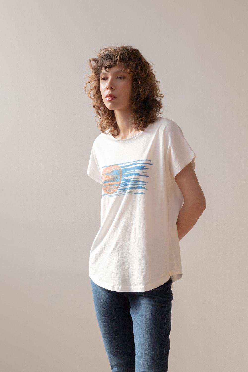 Pan Producto Básico Camiseta Blanca Estampada Ocaso