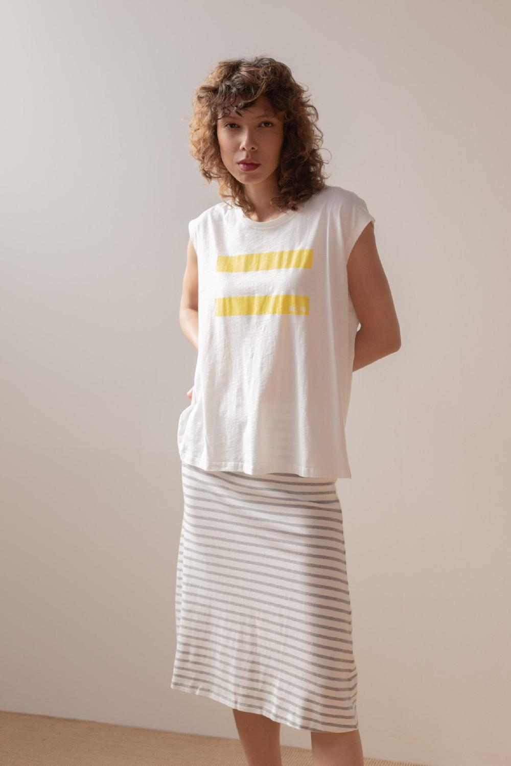 Pan Producto Básico Camiseta Blanca Rayas Amarillas