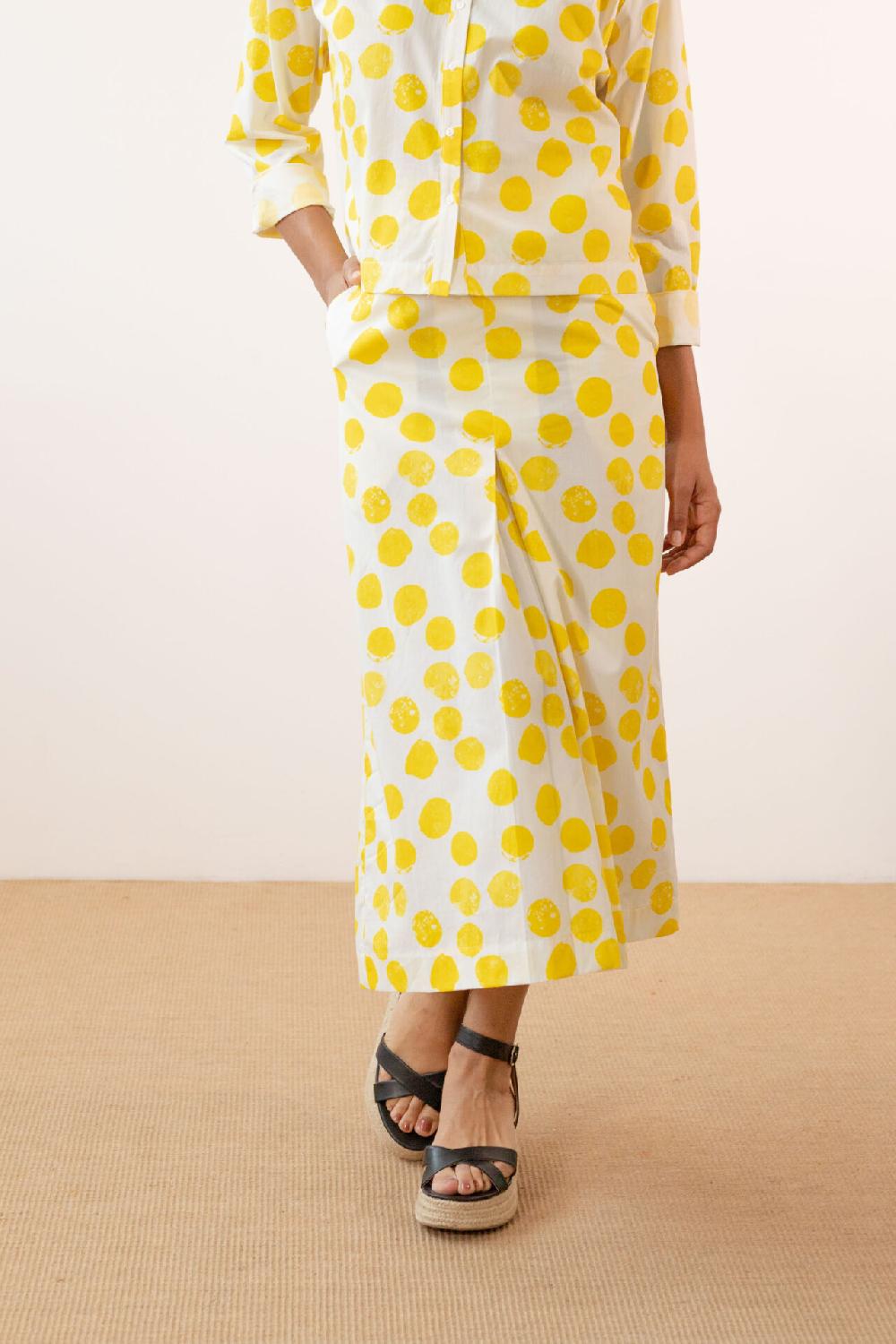 Pan Producto Básico Falda Estampada Topos Amarillos