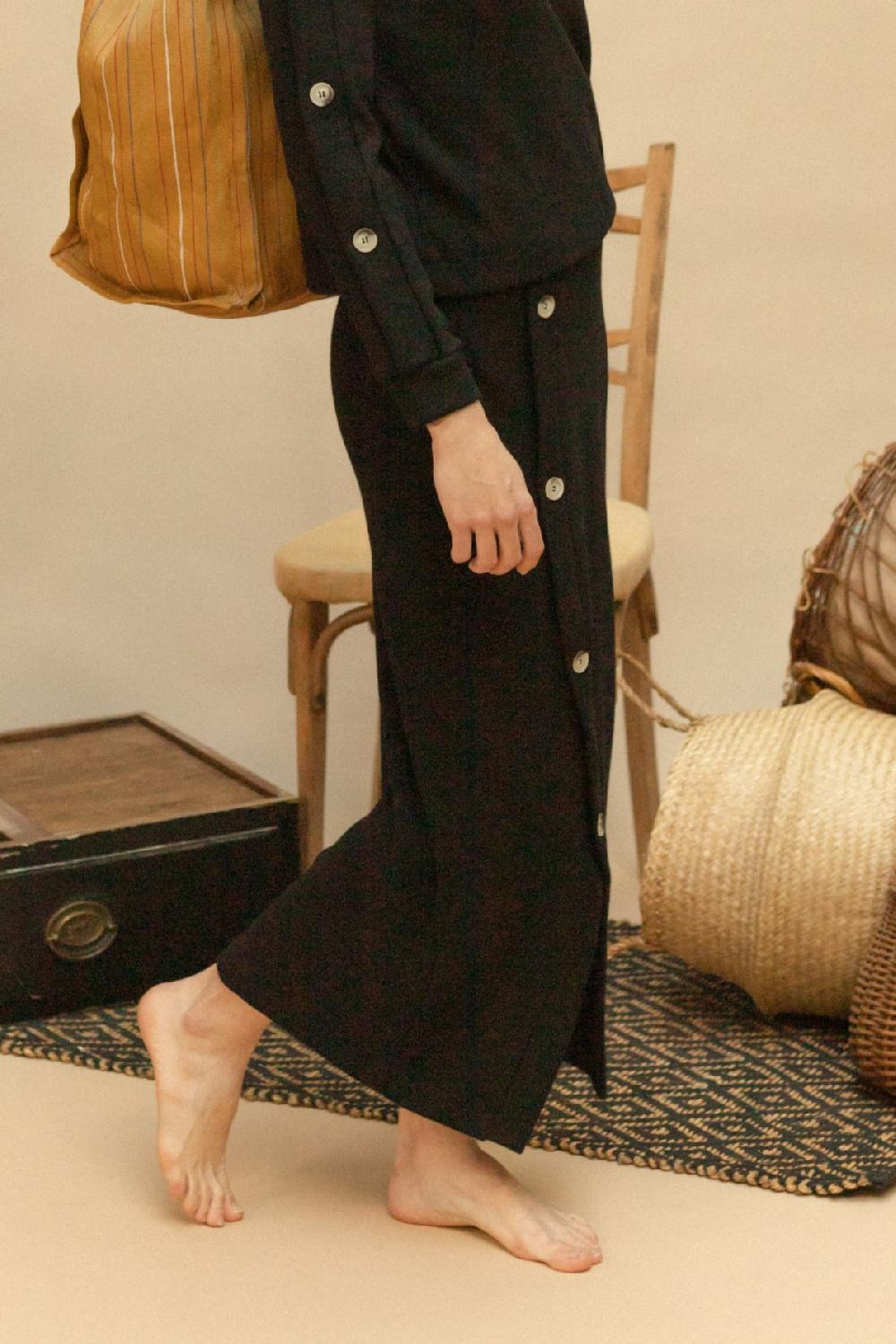 Pan Producto Básico Falda Negra De Tubo Corte Diagonal