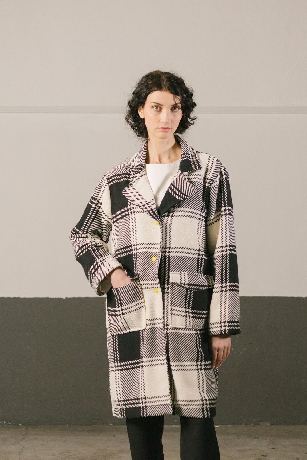 pan producto básico Abrigo de cuadros