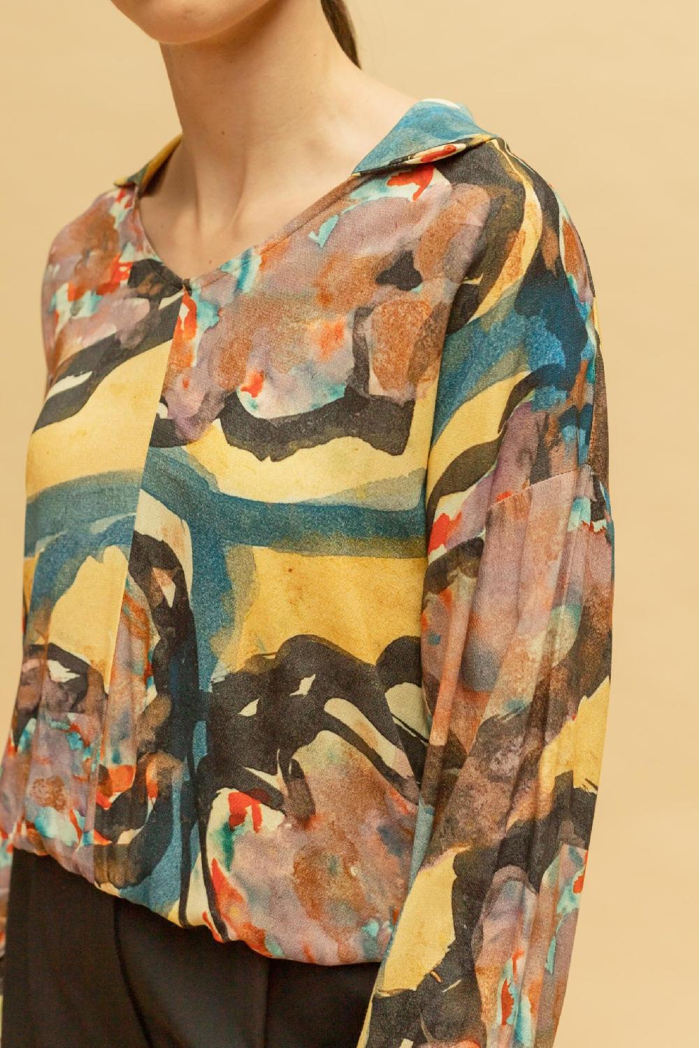 Pan Producto Básico Blusa Estampada Solapas