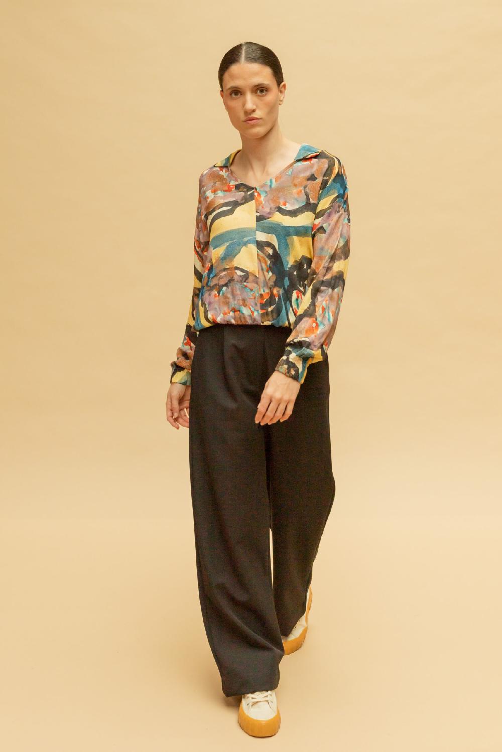 Pan Producto Básico Blusa Estampada Solapas