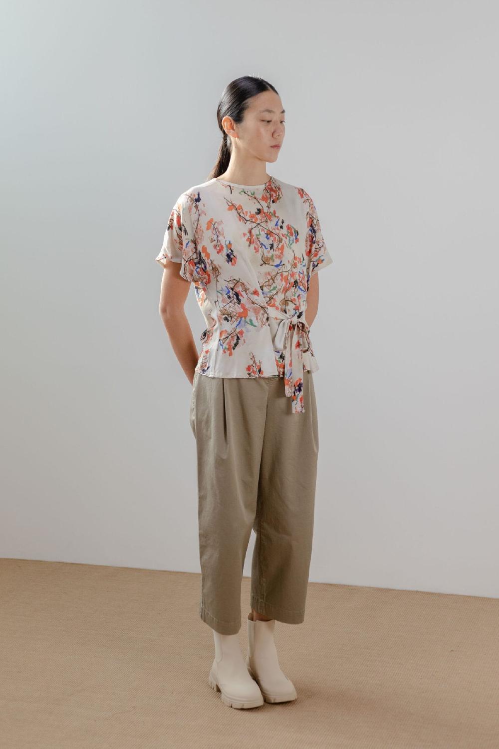 Pan Producto Básico Blusa Estampado Japonés