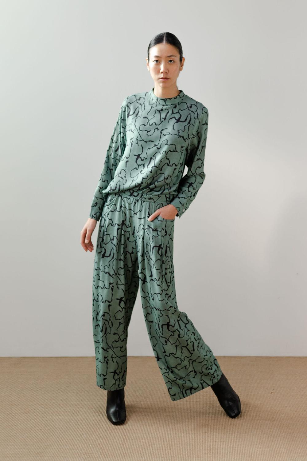 Pan Producto Básico Blusa Verde Estampada