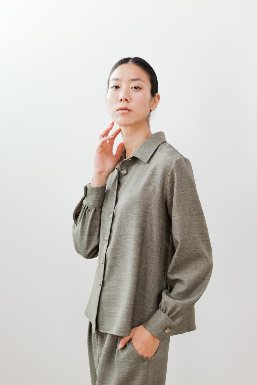 Pan Producto Básico Camisa Verde Seco