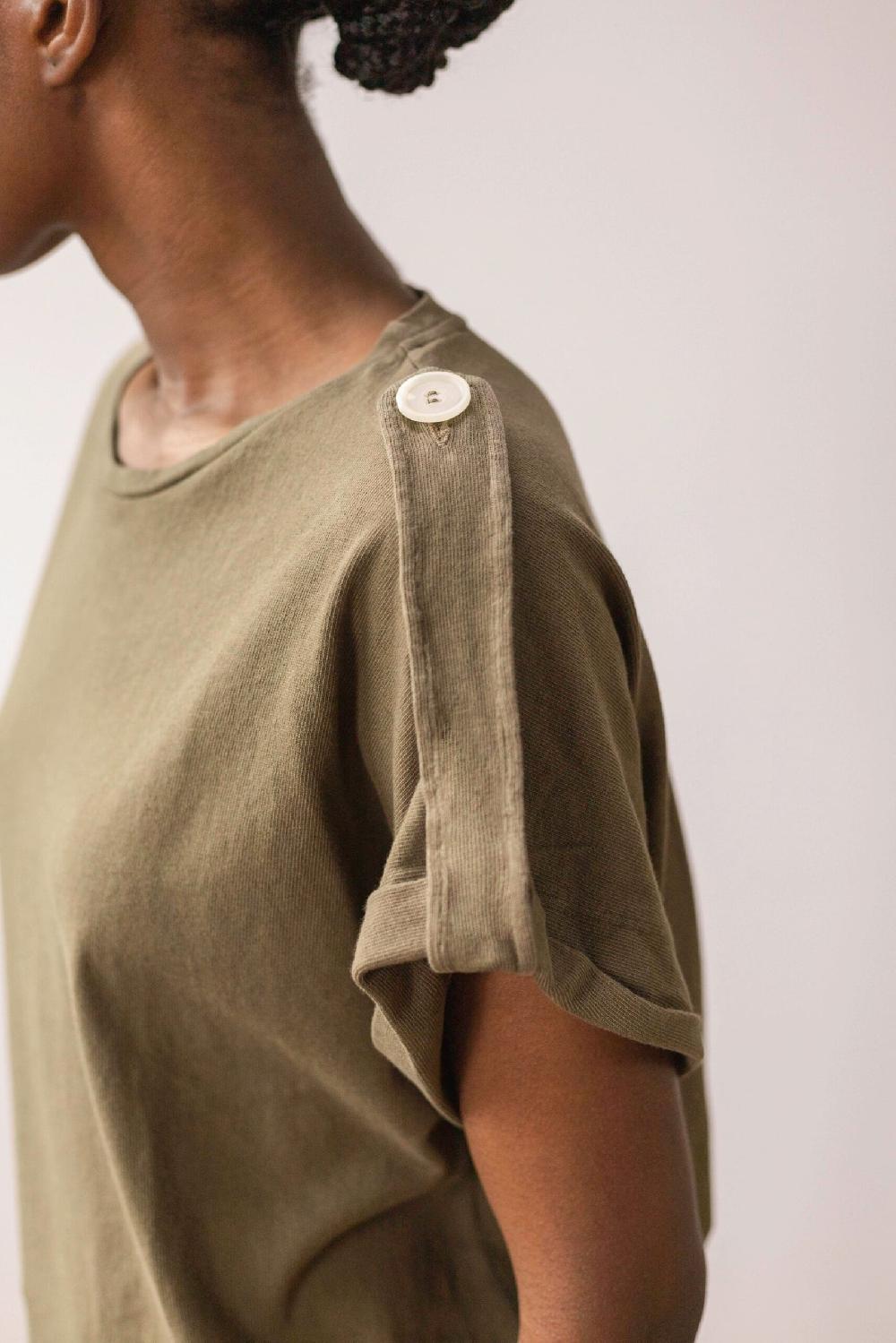 Pan Producto Básico Camiseta Oversize Caqui