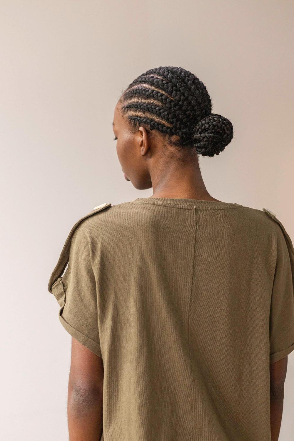 Pan Producto Básico Camiseta Oversize Caqui