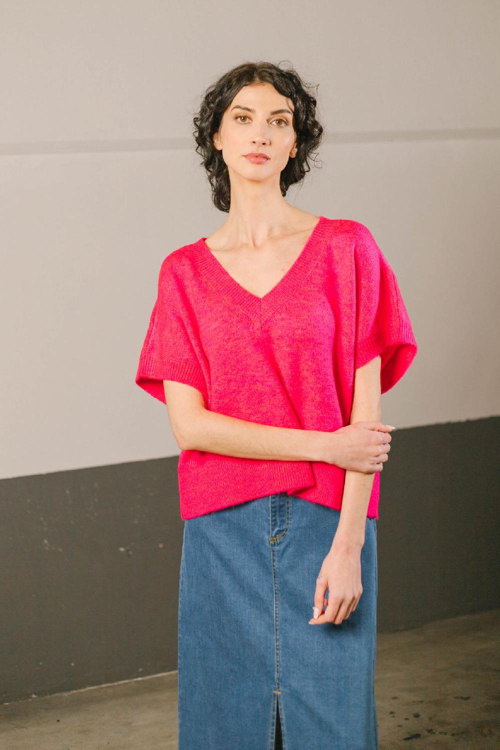 pan producto básico Chaleco fucsia cuello pico