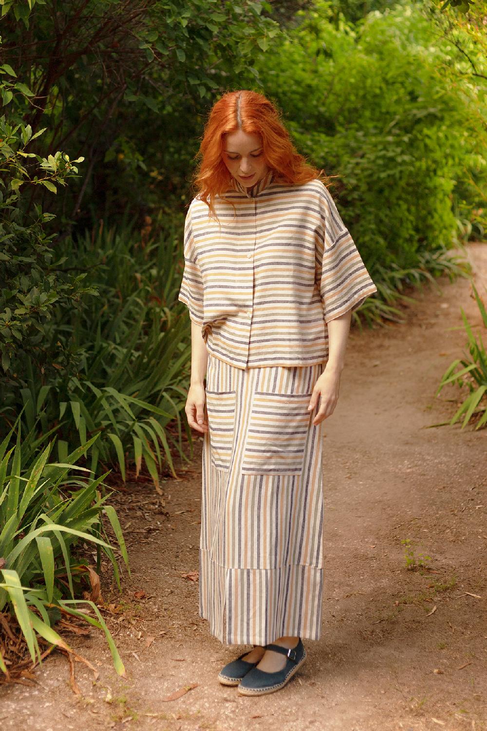 pan producto básico Falda de rayas de colores