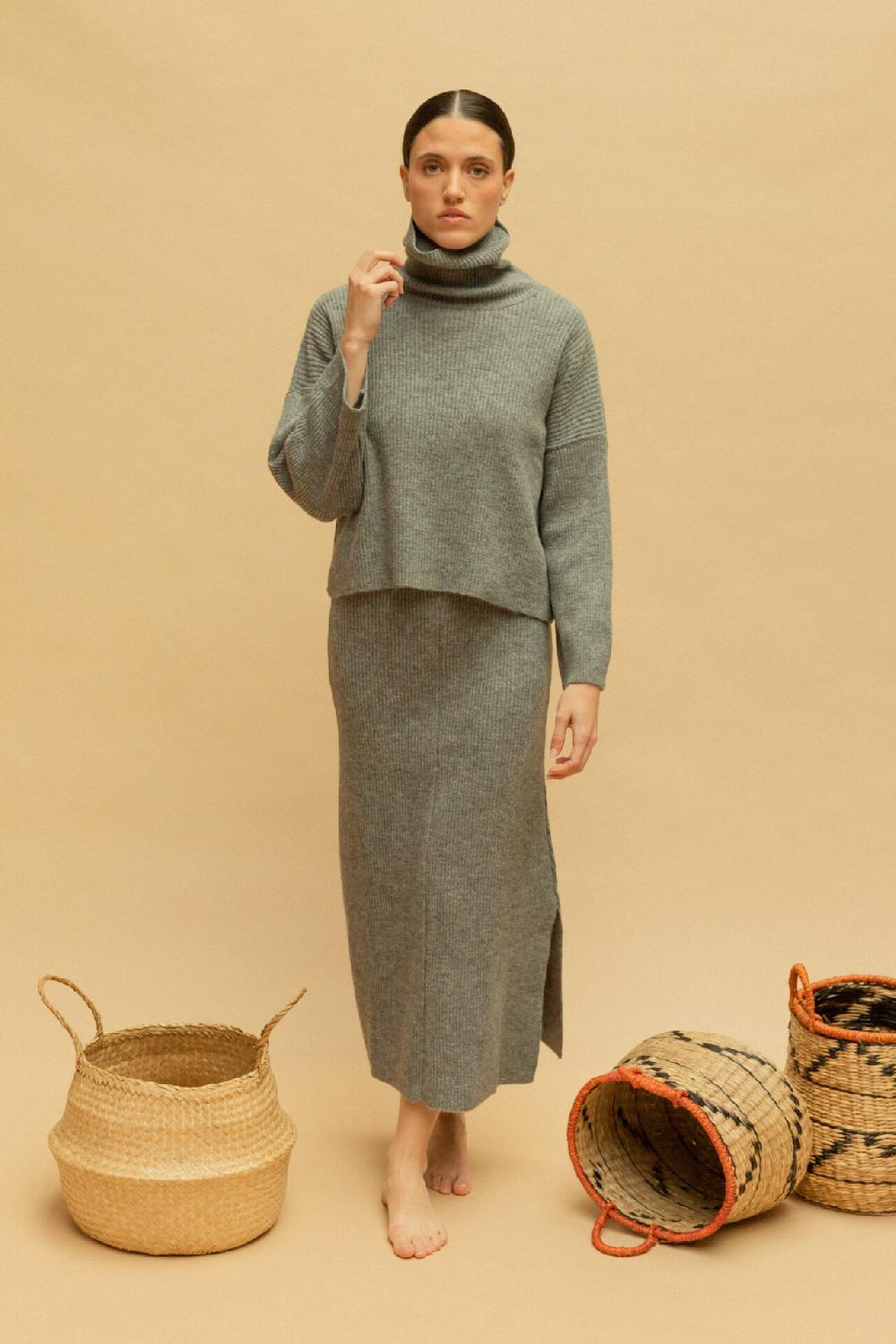 pan producto básico Falda tubo punto gris