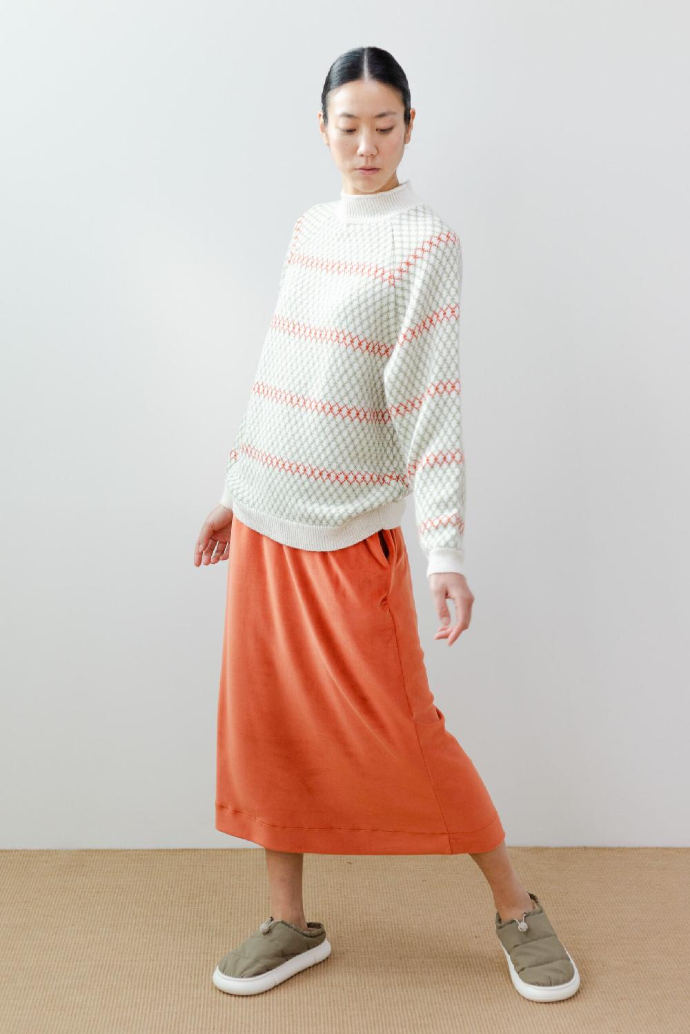 Pan Producto Básico Jersey Geométrico Cuello Alto