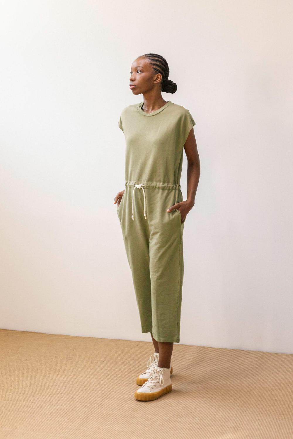 Pan Producto Básico Mono Caqui Con Cintura