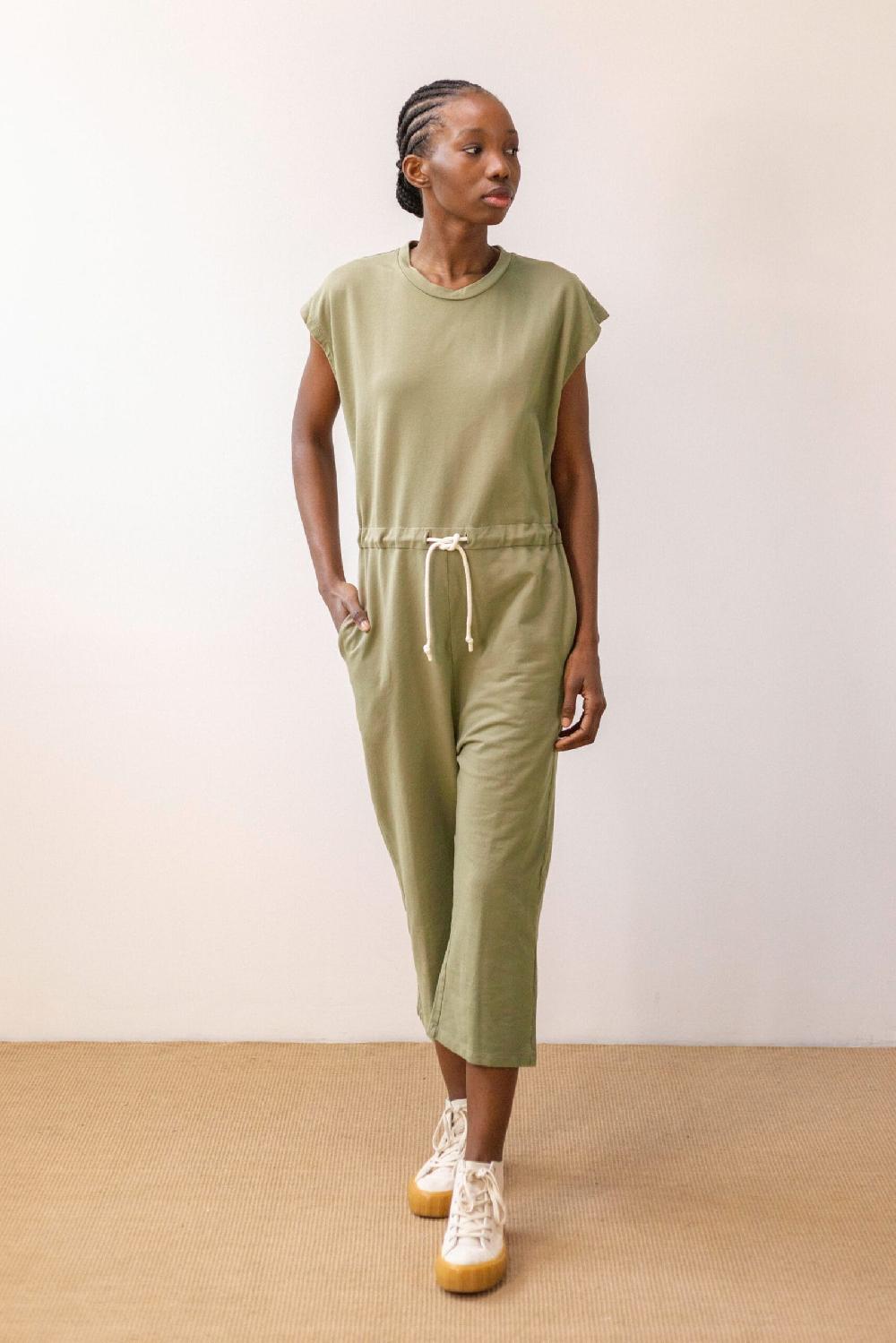 Pan Producto Básico Mono Caqui Con Cintura