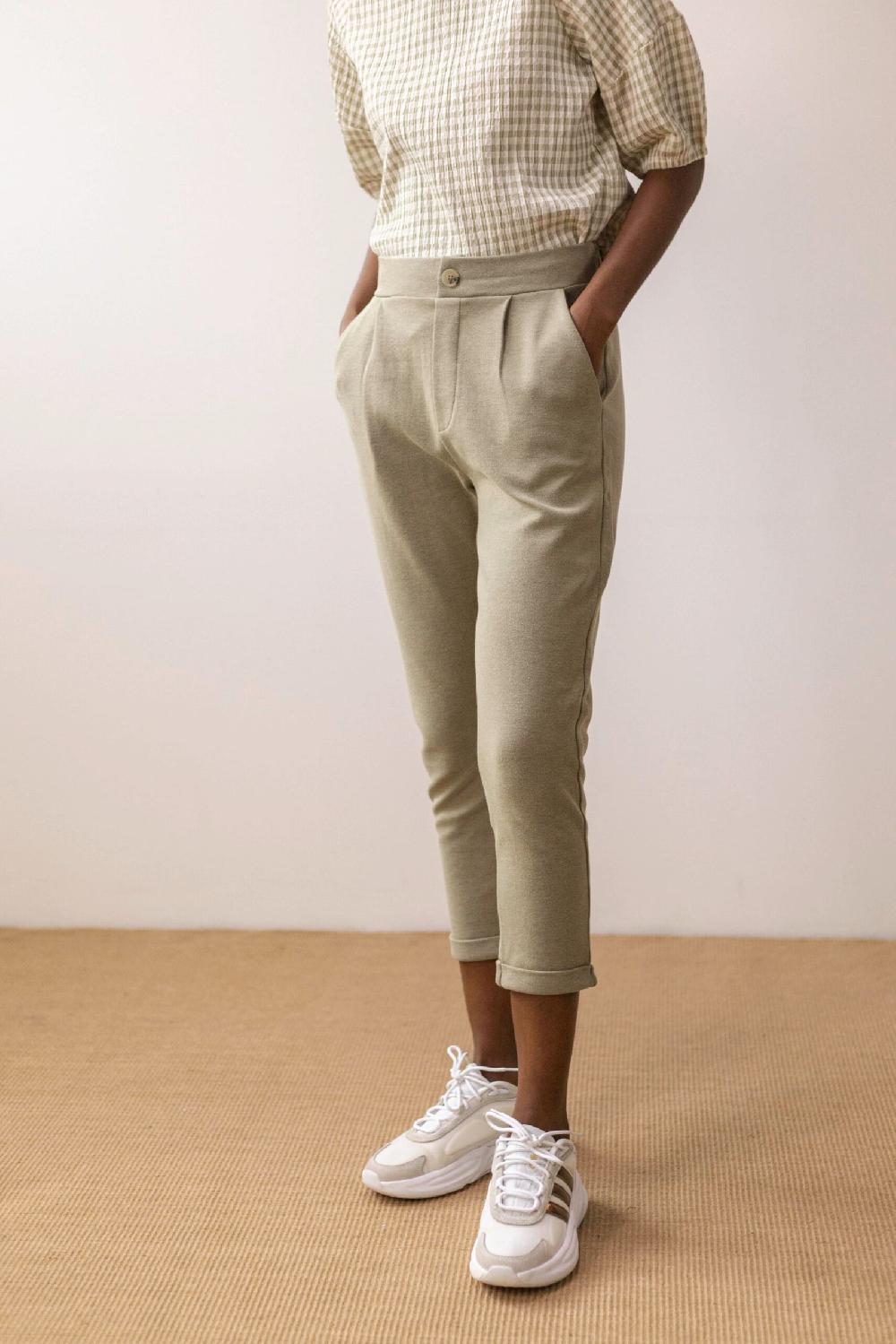 Pan Producto Básico Pantalón Capri Verde Caqui