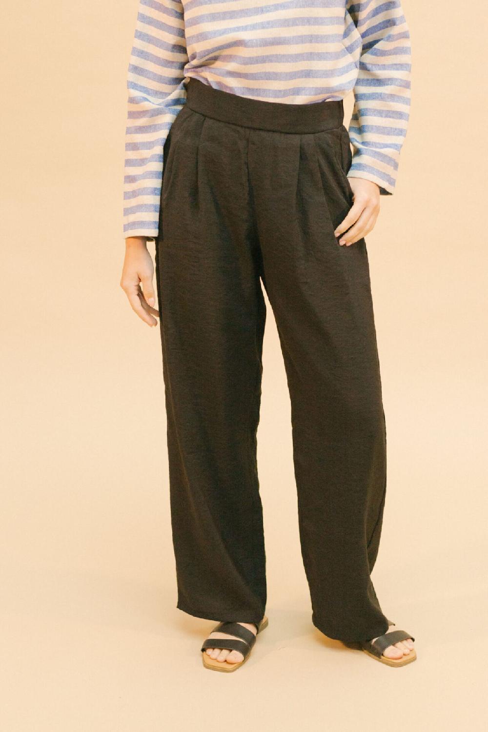 Pan Producto Básico Pantalón Negro Corte Recto