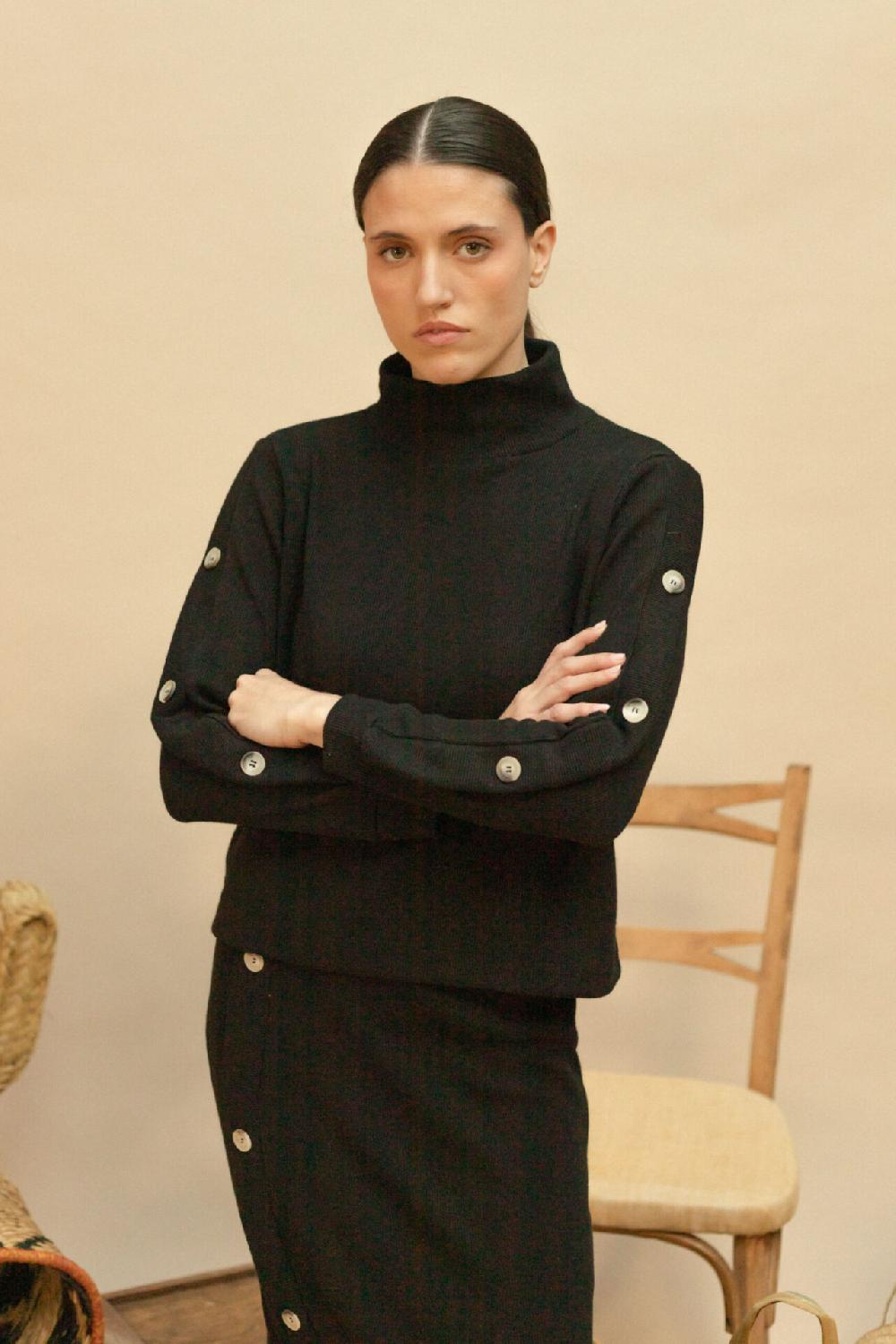 Pan Producto Básico Top Negro Botones