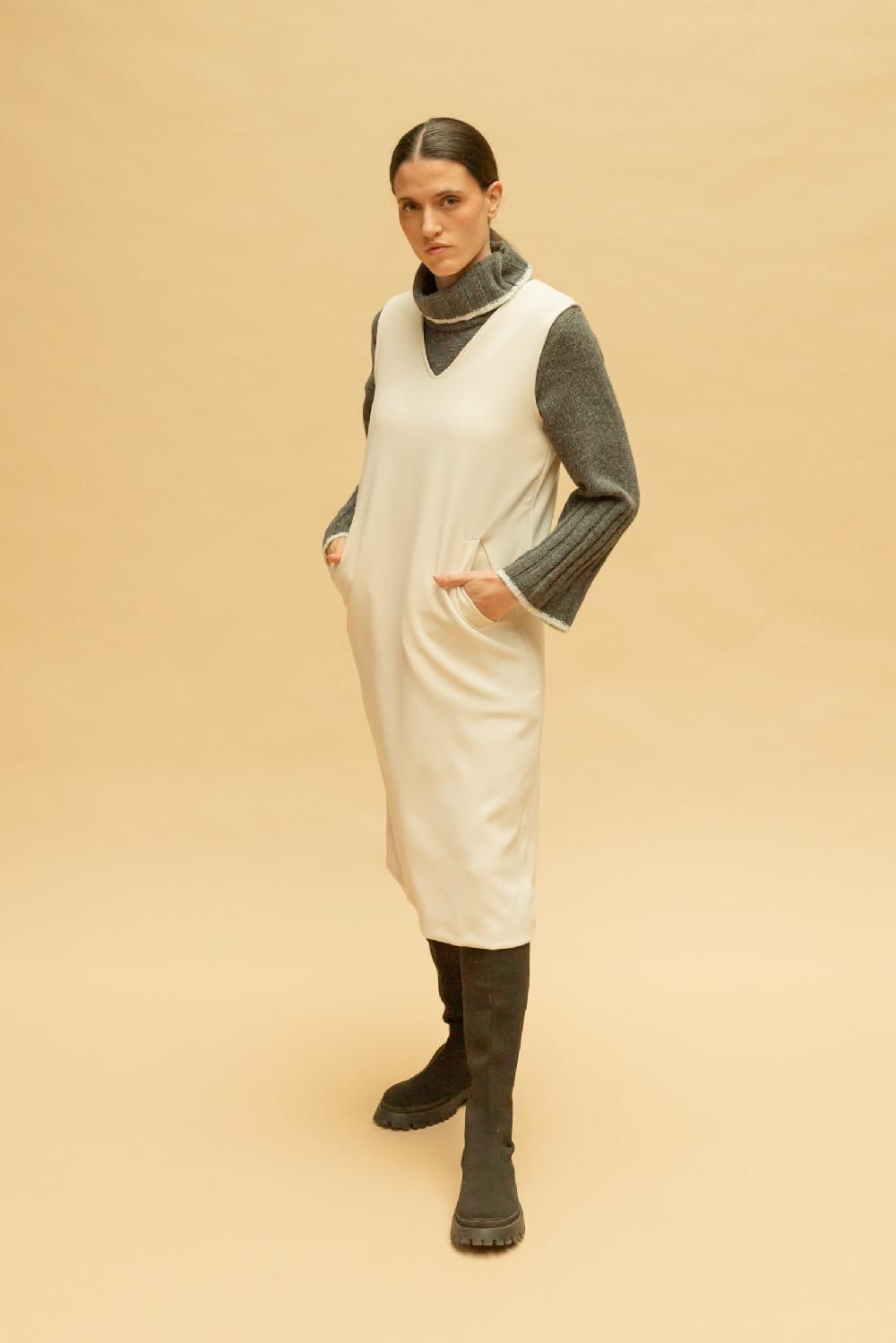 Pan Producto Básico Vestido Chaleco Crudo