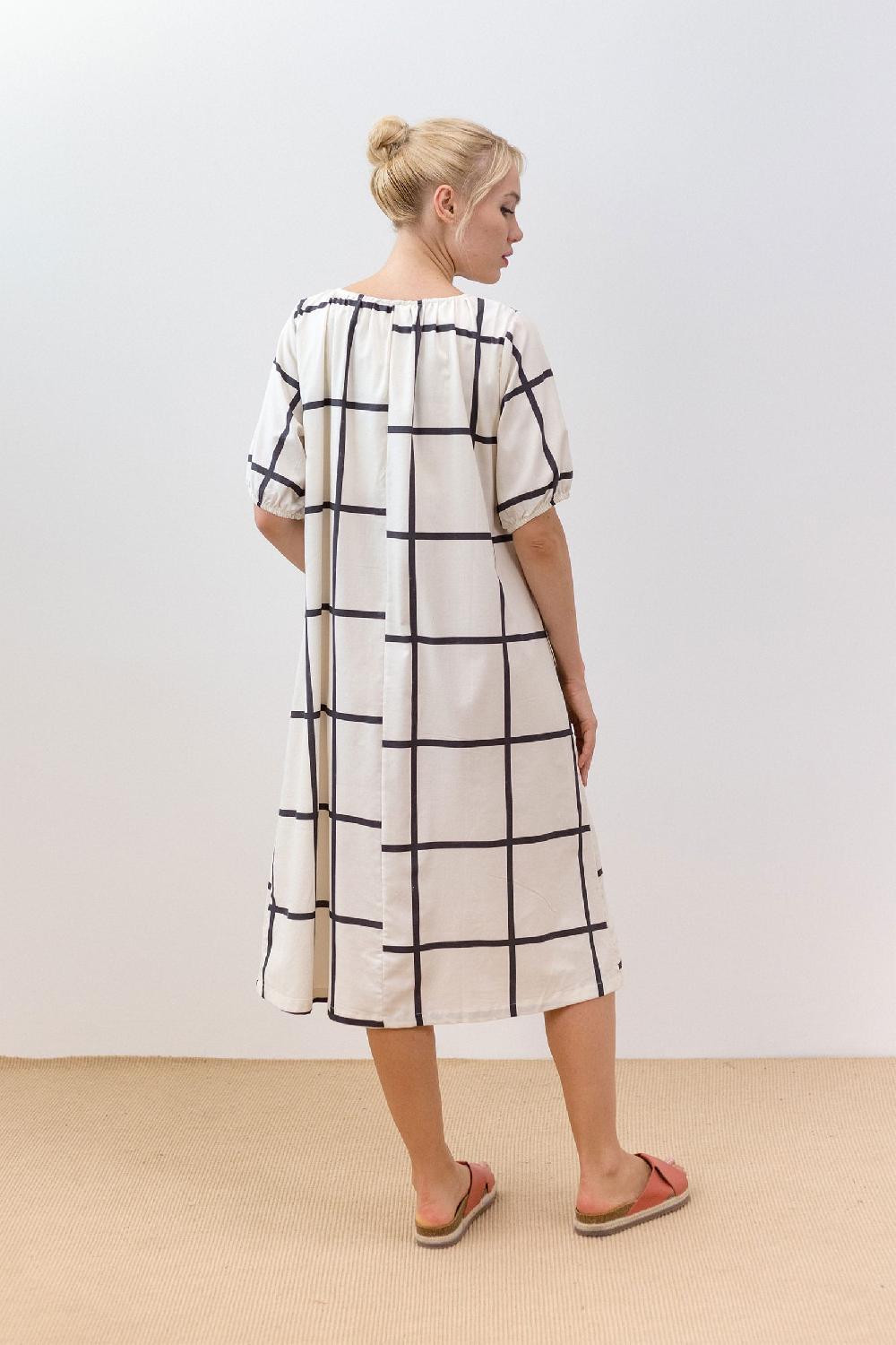 Pan Producto Básico Vestido De Cuadros Negros