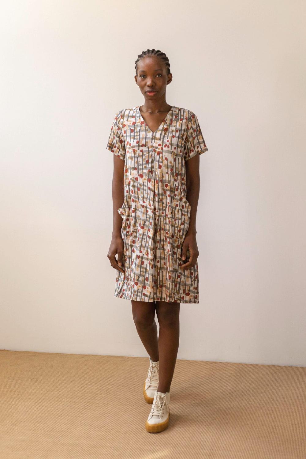 pan producto básico Vestido estampado fluido