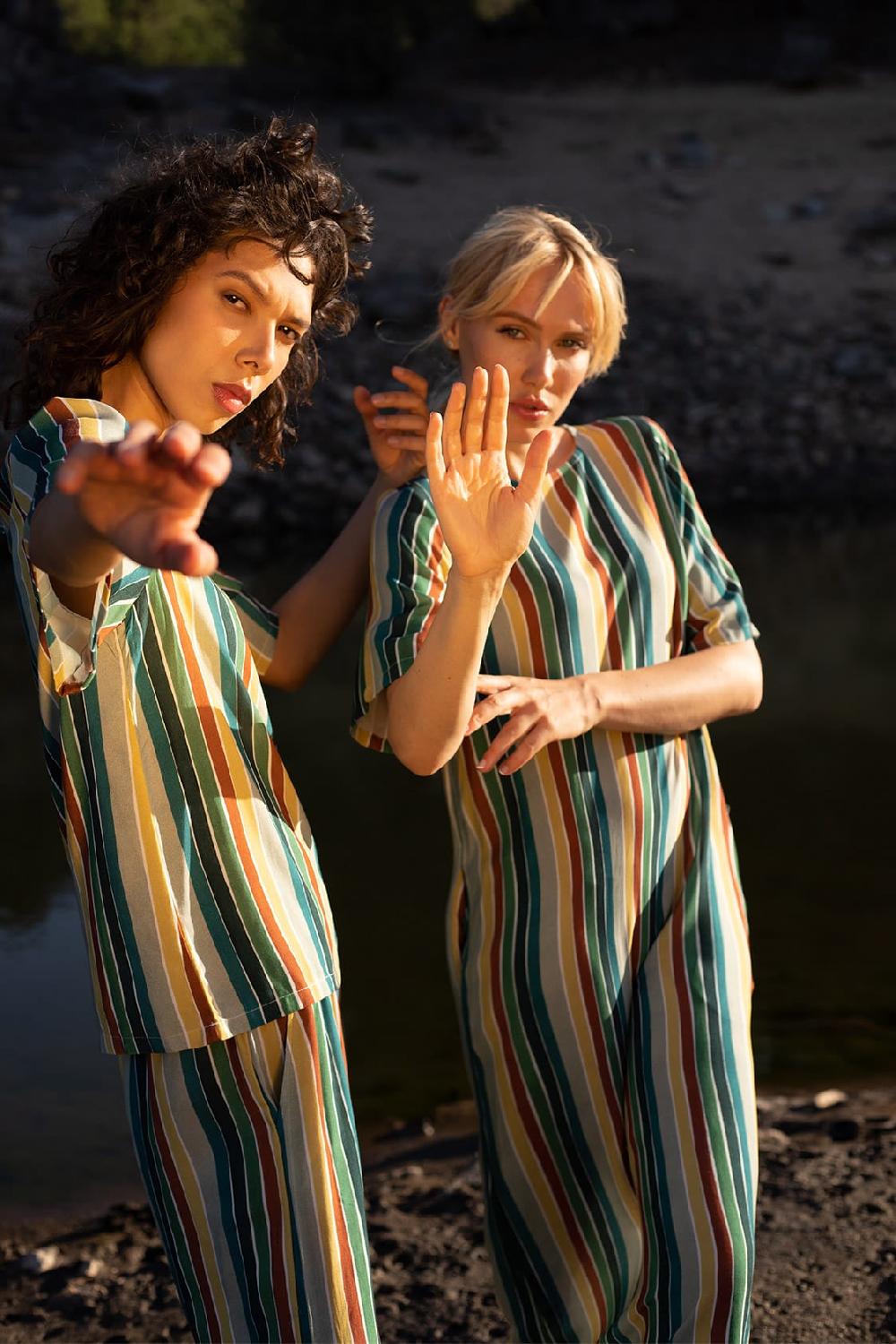 pan producto básico Vestido largo rayas de colores