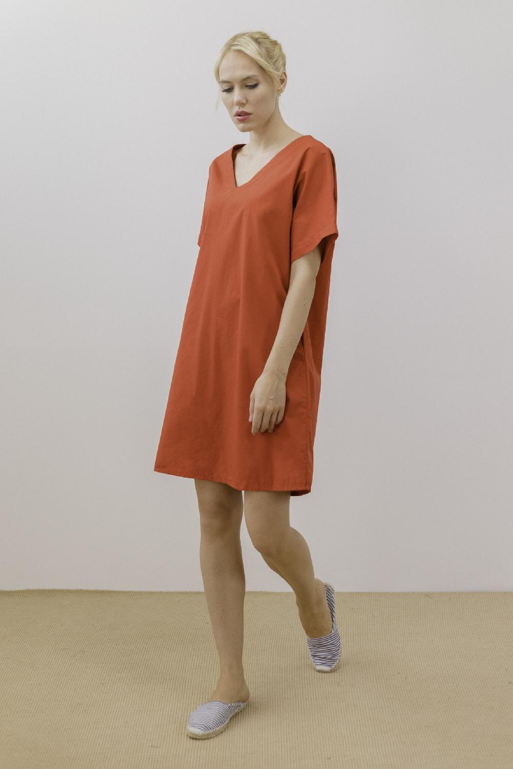 Pan Producto Básico Vestido Rojo