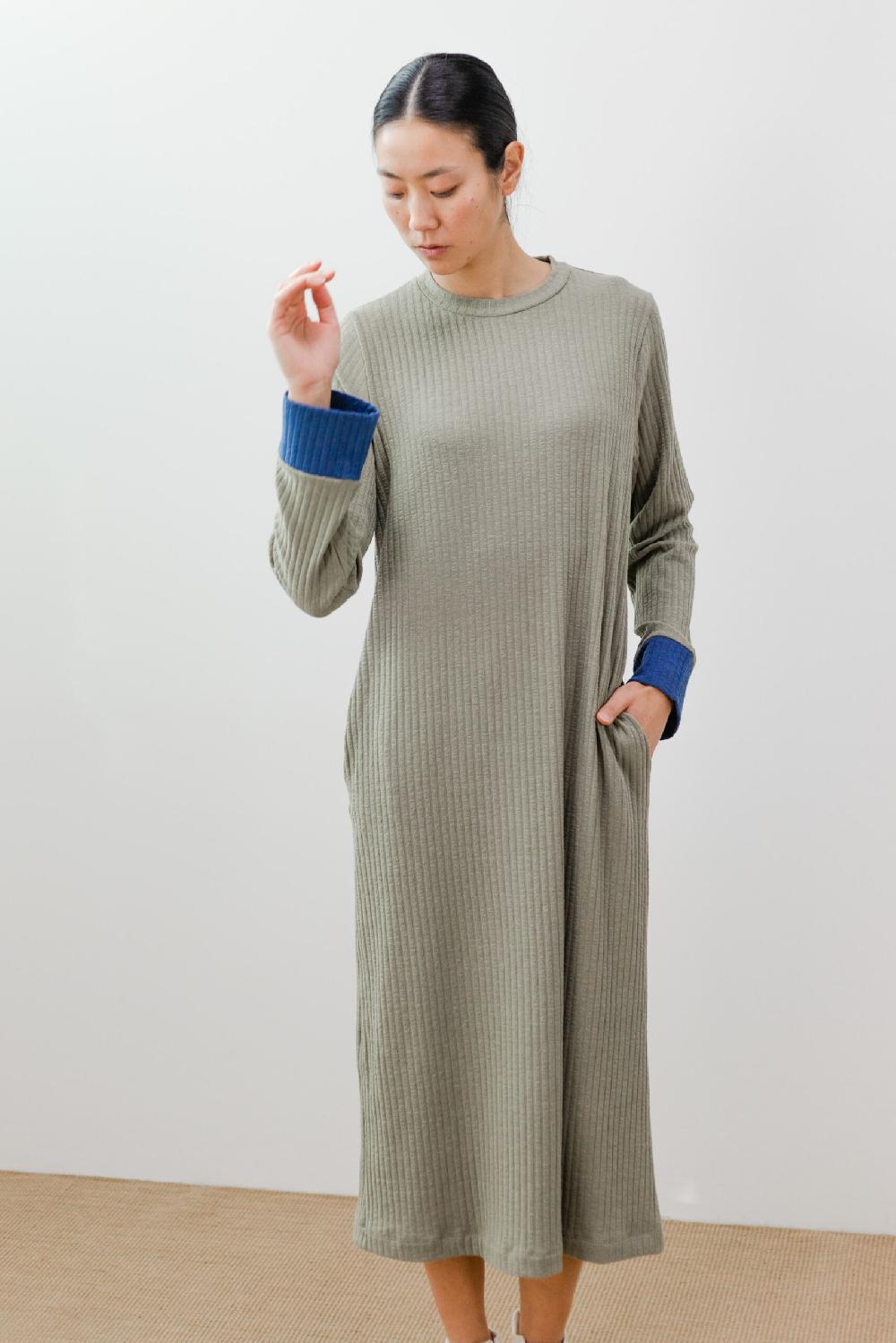 Pan Producto Básico Vestido Verde Canalé