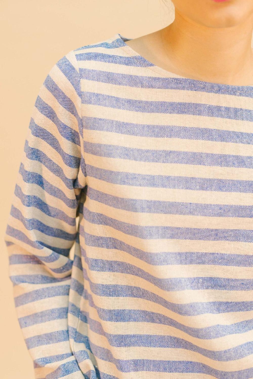 Pan Producto Básico Top Rústico Rayas Azules Gruesas