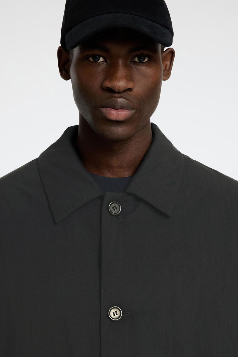 Pedro Del Hierro Abrigo Repelente Al Agua Confeccionado Con Materiales Reciclados