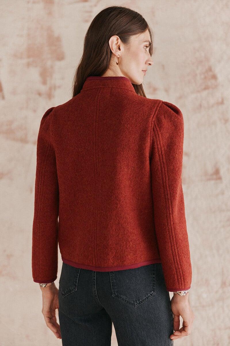 Pedro Del Hierro África. Austriaca Entallada De Lana